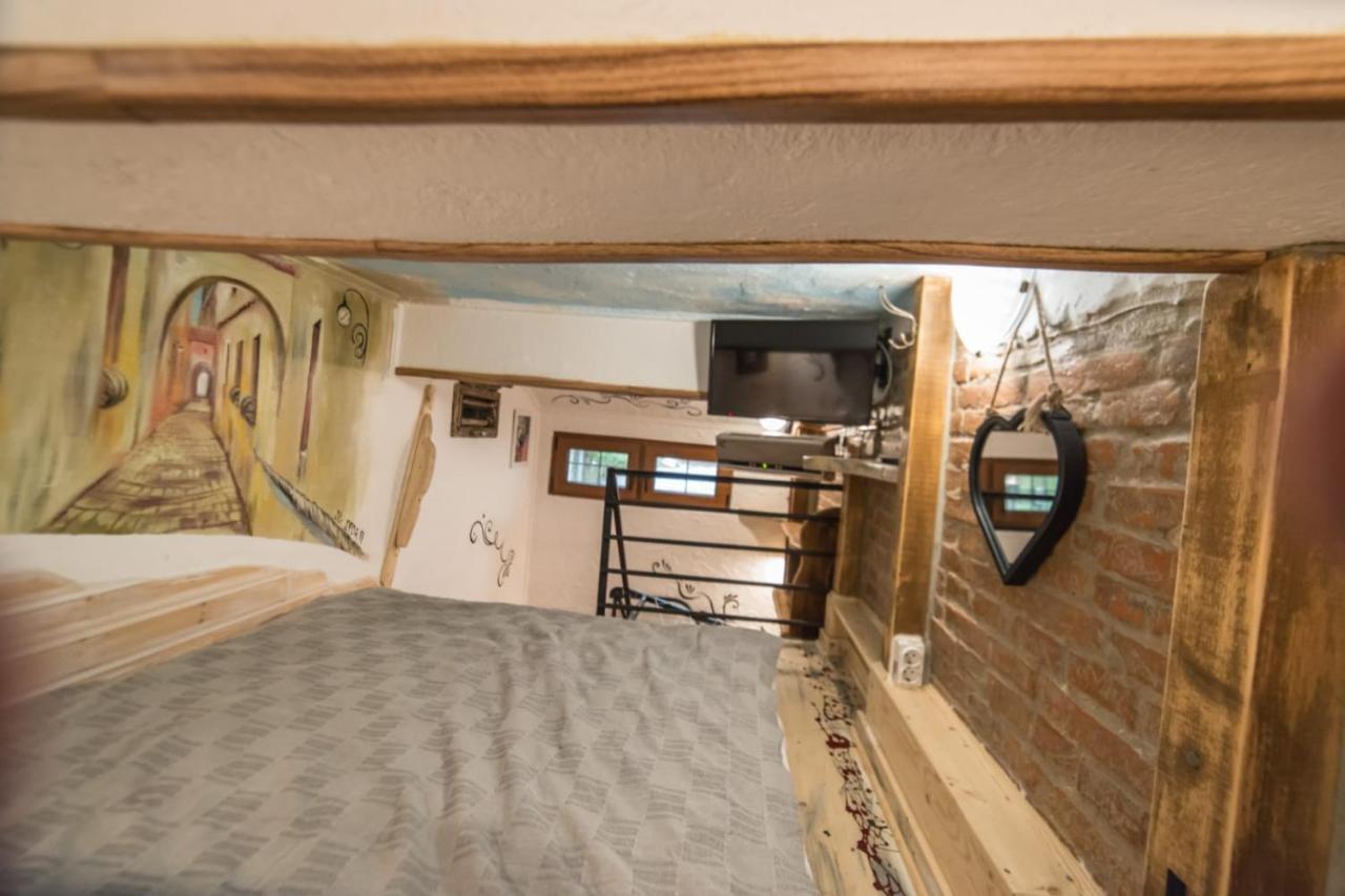Rent A Room - Be Rustic Brasov Exterior photo