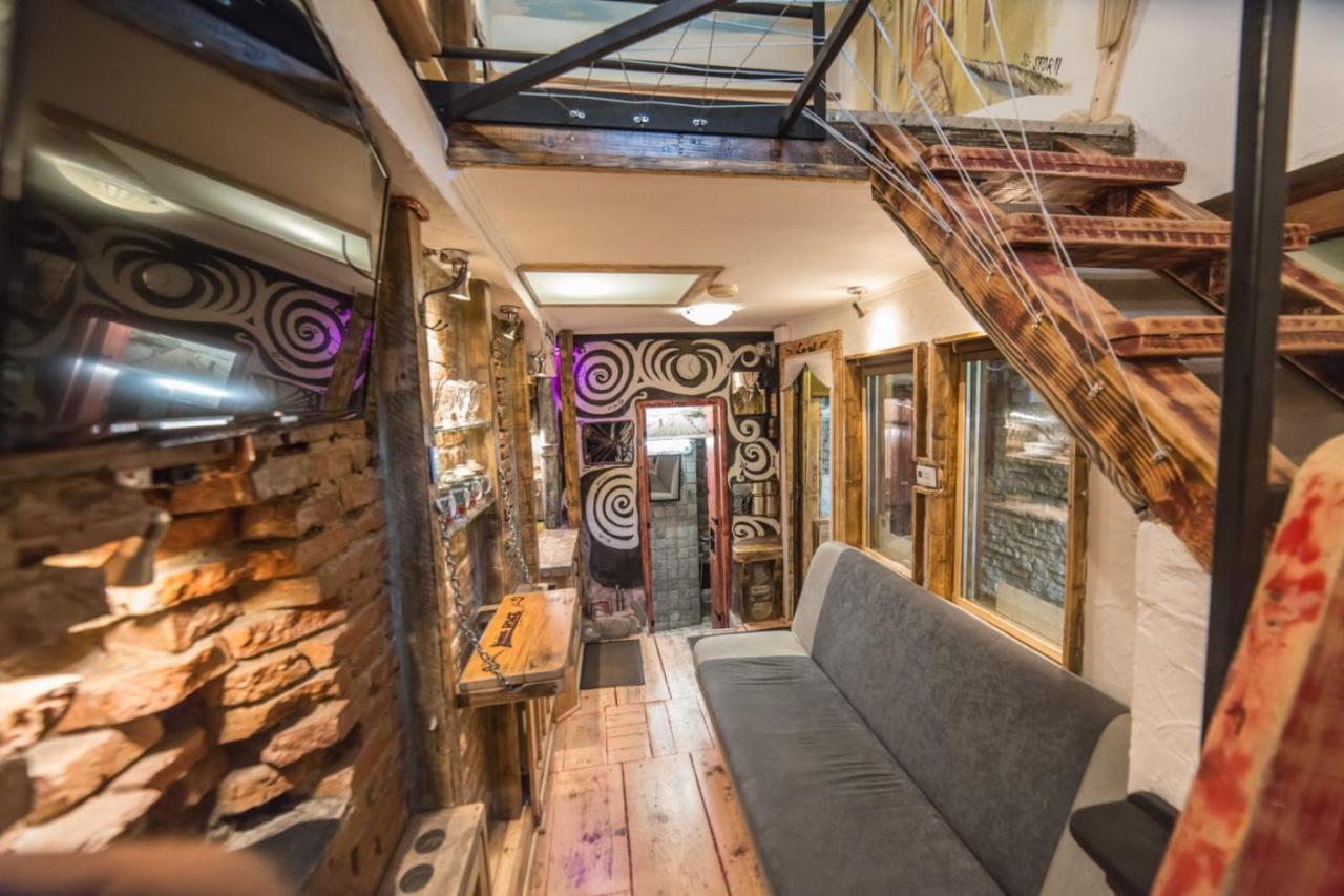 Rent A Room - Be Rustic Brasov Exterior photo