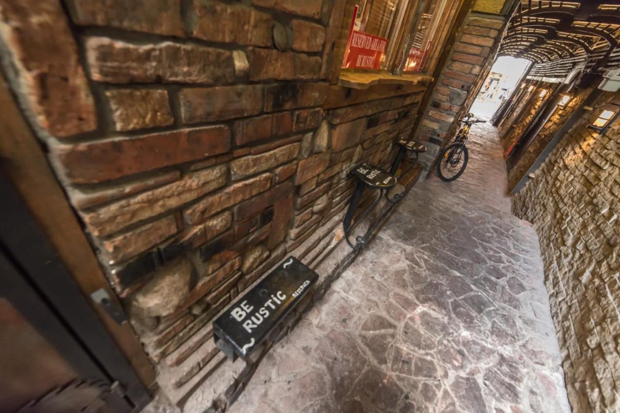 Rent A Room - Be Rustic Brasov Exterior photo
