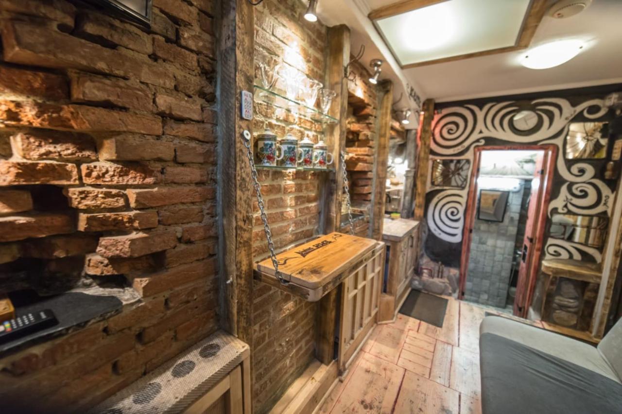 Rent A Room - Be Rustic Brasov Exterior photo